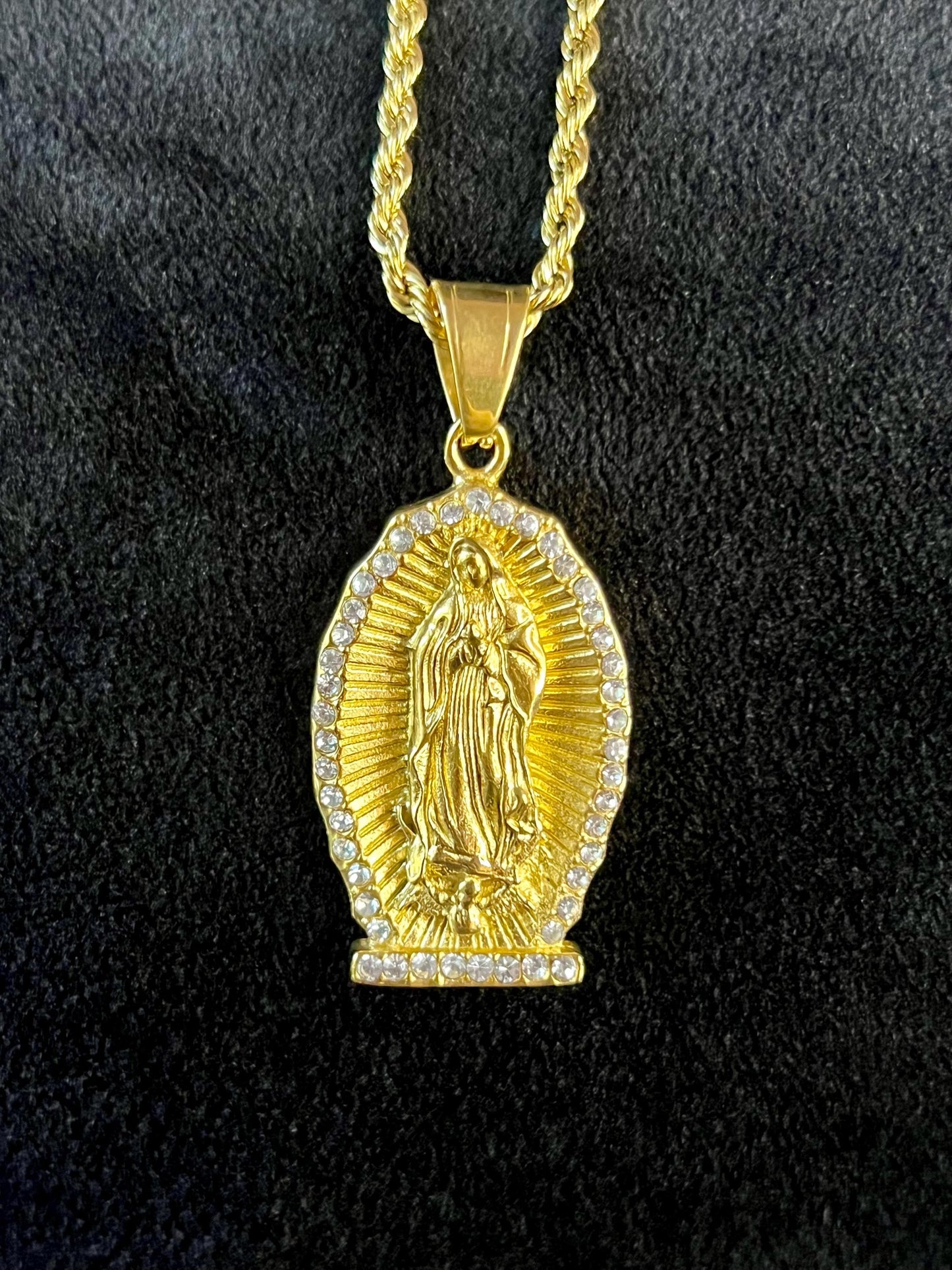 Virgen de Guadalupe Pendant Necklace | 24K Gold Plated Rope Chain | Mexican & Chicana Jewelry