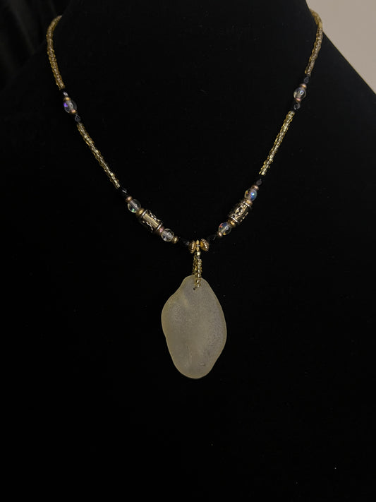 Frosted Stone Pendant Necklace – Gold Beaded Boho Minimalist Jewelry